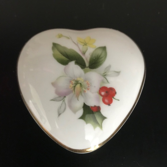 Hammersley England Fine Bone China Heart Trinket Box - Picture 7 of 8